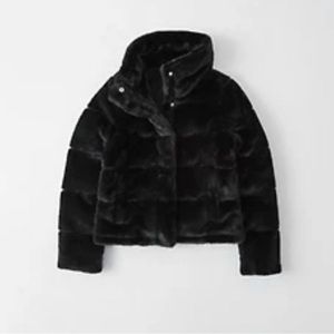Abercrombie faux fur cropped bomber